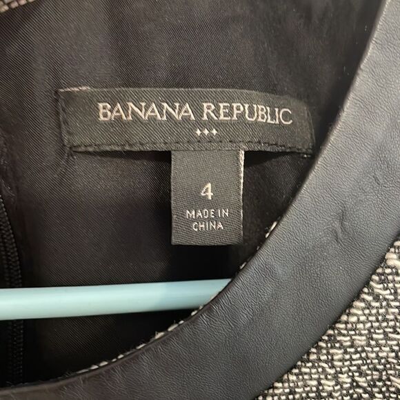 BANANA REPUBLIC, midi dress,gray/black/white short sleeved dress size 4 - Picture 2 of 10